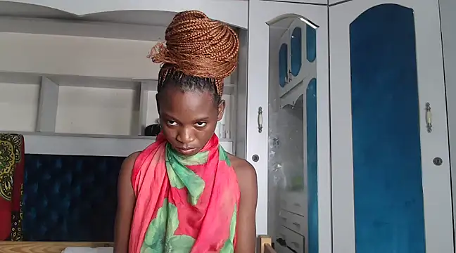 YoungDiva69 online show from January 31, 7:08 pm