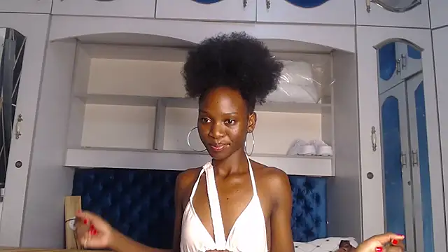 YoungDiva69 online show from February 15, 12:26 am