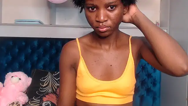 YoungDiva69 online show from September 8, 6:18 pm