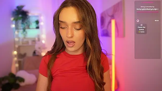 Clara Nia online show from March 6, 7:43 pm