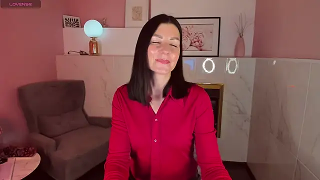 MonicaCheerful online show from February 5, 6:37 pm