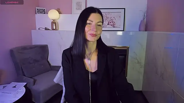 MonicaCheerful online show from February 7, 8:33 am