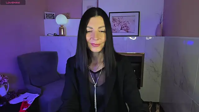 MonicaCheerful online show from February 8, 8:42 am