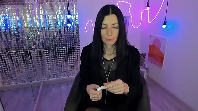 MonicaCheerful online show from February 8, 2:49 pm