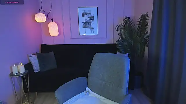 MonicaCheerful online show from February 16, 6:10 am