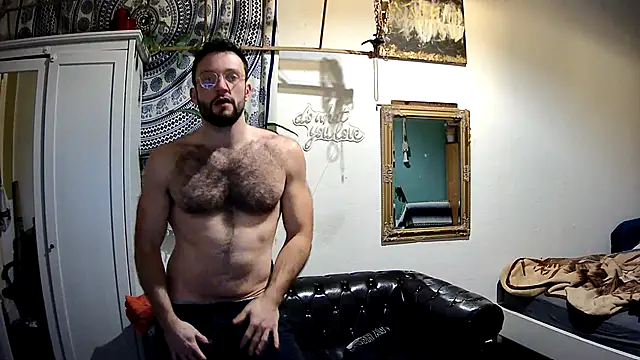 Snapshot of Kleinerabstecher chatting on February 25, 5:25 pm Kleinerabstecher online show from February 25, 5:25 pm