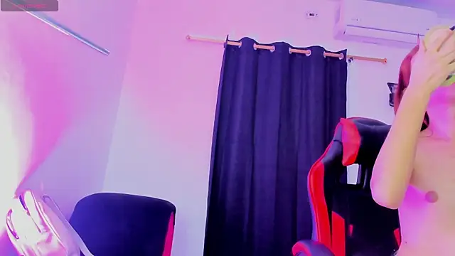 Nicol TransGirl online show from October 10, 2:21 am