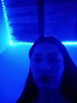 Snapshot of -Nicol chatting on May 18, 9:59 am -Nicol online show from May 18, 9:59 am