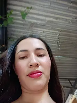 Snapshot of -Nicol chatting on June 1, 7:48 pm -Nicol online show from June 1, 7:48 pm
