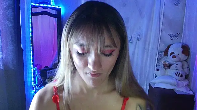 Snapshot of Lya1_ch chatting on October 2, 9:22 pm Lya1 ch online show from October 2, 9:22 pm