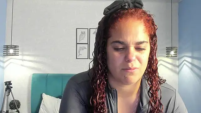 ninna curly online show from February 23, 3:26 am