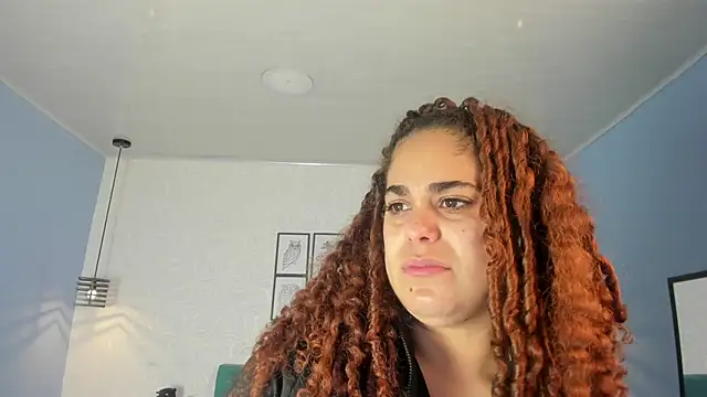 Snapshot of ninna_curly chatting on June 19, 3:00 am ninna curly online show from June 19, 3:00 am