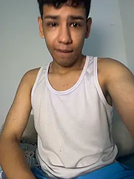 Snapshot of Santiago-Thompson chatting on November 8, 7:23 pm Santiago-Thompson online show from November 8, 7:23 pm