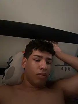 Snapshot of Santiago-Thompson chatting on November 14, 7:23 pm Santiago-Thompson online show from November 14, 7:23 pm