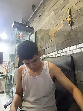 Snapshot of Santiago-Thompson chatting on November 22, 11:37 pm Santiago-Thompson online show from November 22, 11:37 pm