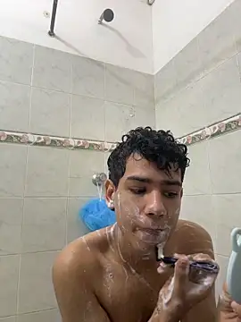 Snapshot of Santiago-Thompson chatting on December 2, 6:14 pm Santiago-Thompson online show from December 2, 6:14 pm