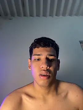 Snapshot of Santiago-Thompson chatting on December 3, 8:18 pm Santiago-Thompson online show from December 3, 8:18 pm