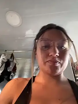 Snapshot of Iam_Cassi chatting on December 21, 8:38 pm Iam Cassi online show from December 21, 8:38 pm