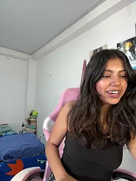LiLy kIndly online show from May 10, 7:52 pm