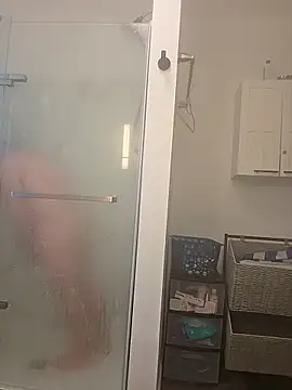 luv2fuk2025 online show from March 29, 2:06 pm