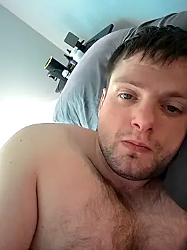 luv2fuk2025 online show from April 10, 6:34 pm