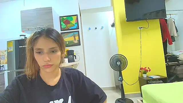 Snapshot of Alaiapink chatting on May 14, 1:34 am Alaiapink online show from May 14, 1:34 am
