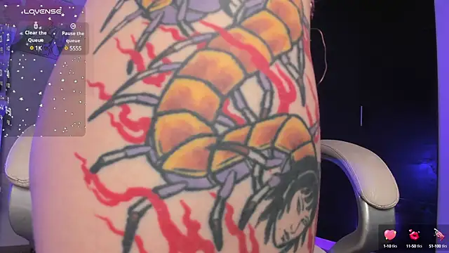 Snapshot of sabrinamoonie chatting on February 13, 10:55 am sabrinamoonie online show from February 13, 10:55 am