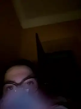 DearAlise online show from January 8, 6:32 pm