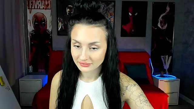Snapshot of EmiliaBeynard chatting on February 5, 5:09 pm EmiliaBeynard online show from February 5, 5:09 pm
