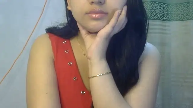 Snapshot of undressed_princesss chatting on June 8, 12:14 am undressed princesss online show from June 8, 12:14 am