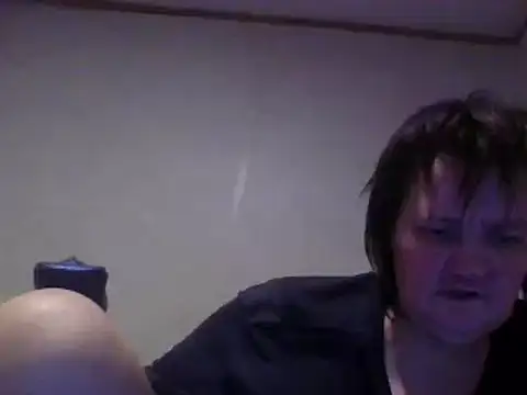 Snapshot of BBWLADY71 chatting on February 6, 7:45 am BBWLADY71 online show from February 6, 7:45 am