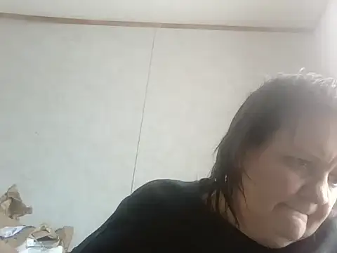 Snapshot of BBWLADY71 chatting on February 13, 5:44 pm BBWLADY71 online show from February 13, 5:44 pm