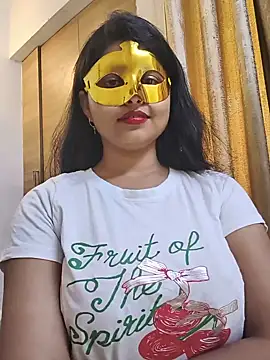 Snapshot of mahi69a chatting on August 5, 5:32 am mahi69a online show from August 5, 5:32 am