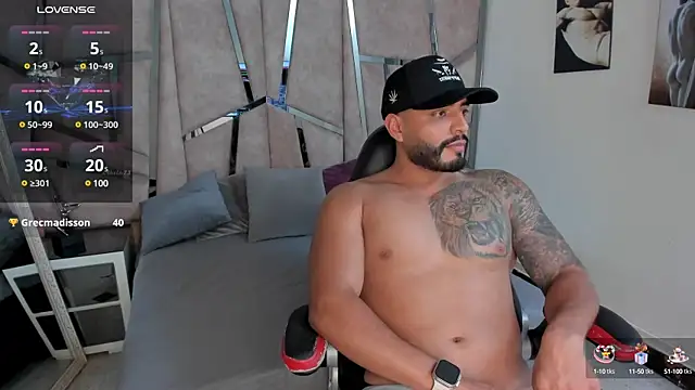 Snapshot of LeandroRusso chatting on January 29, 1:37 am LeandroRusso online show from January 29, 1:37 am