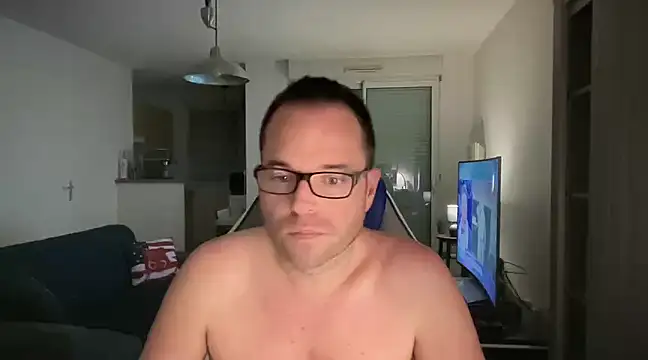 Funnyjul31 online show from January 27, 7:03 pm