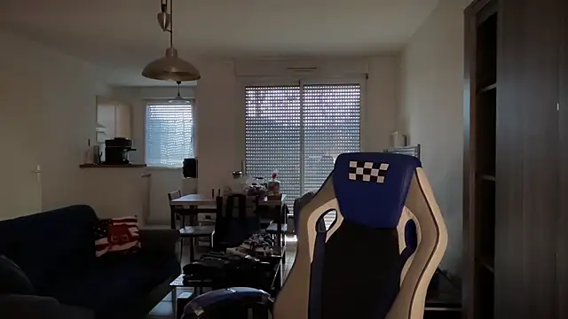 Funnyjul31 online show from February 7, 2:26 pm