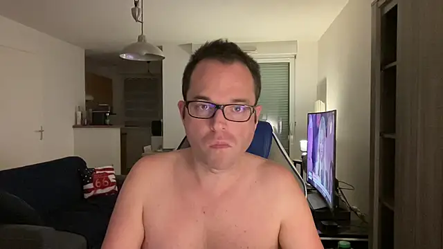 Funnyjul31 online show from February 18, 6:26 pm