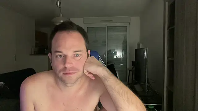 Funnyjul31 online show from February 20, 10:04 pm