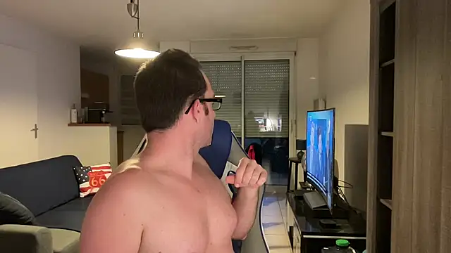 Funnyjul31 online show from February 23, 6:01 pm