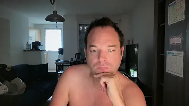 Funnyjul31 online show from November 24, 11:10 am