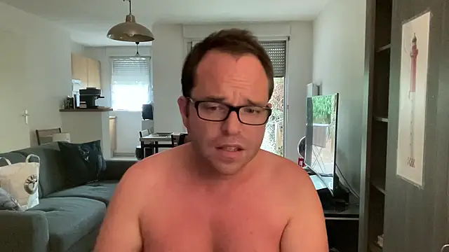 Snapshot of Funnyjul31 chatting on June 28, 4:57 pm Funnyjul31 online show from June 28, 4:57 pm