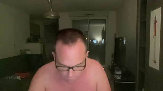 Snapshot of Funnyjul31 chatting on July 5, 2:35 pm Funnyjul31 online show from July 5, 2:35 pm