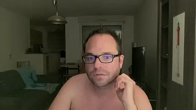Snapshot of Funnyjul31 chatting on July 29, 4:16 pm Funnyjul31 online show from July 29, 4:16 pm
