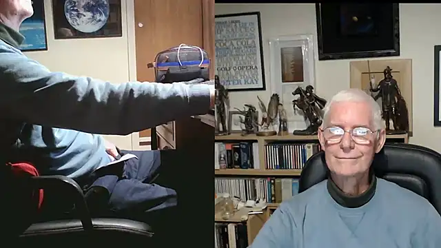 Snapshot of bigears chatting on November 28, 11:18 pm bigears online show from November 28, 11:18 pm