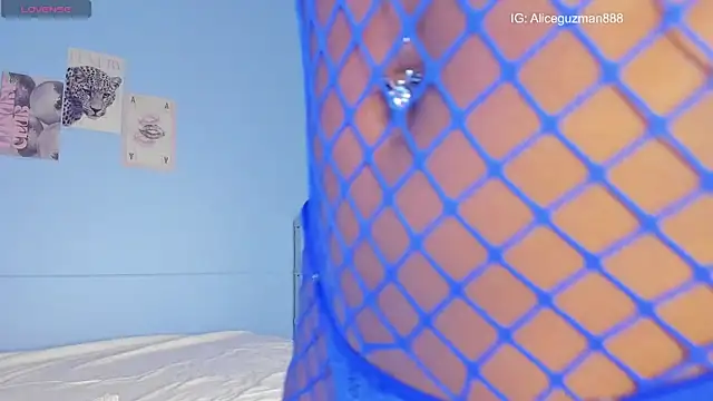 alice guzman1 online show from June 25, 4:11 pm