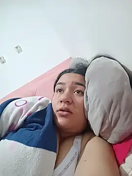 Snapshot of kelmont chatting on October 25, 1:02 am kelmont online show from October 25, 1:02 am