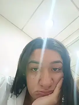 Snapshot of kelmont chatting on November 7, 4:07 pm kelmont online show from November 7, 4:07 pm