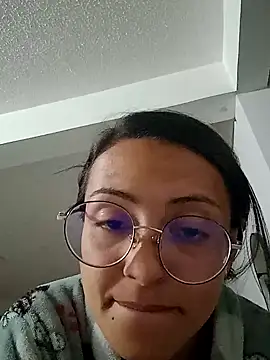 Snapshot of bri_ali chatting on February 2, 1:23 am bri ali online show from February 2, 1:23 am