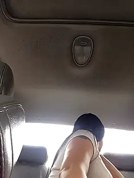 Snapshot of bri_ali chatting on March 18, 6:48 pm bri ali online show from March 18, 6:48 pm