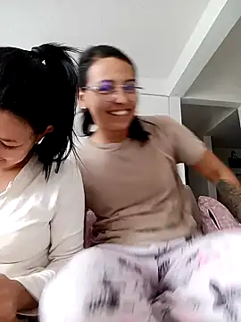 Snapshot of bri_ali chatting on March 20, 4:20 pm bri ali online show from March 20, 4:20 pm